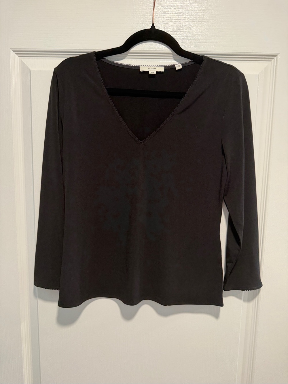 Vince Black V-Neck Long Sleeve Tee